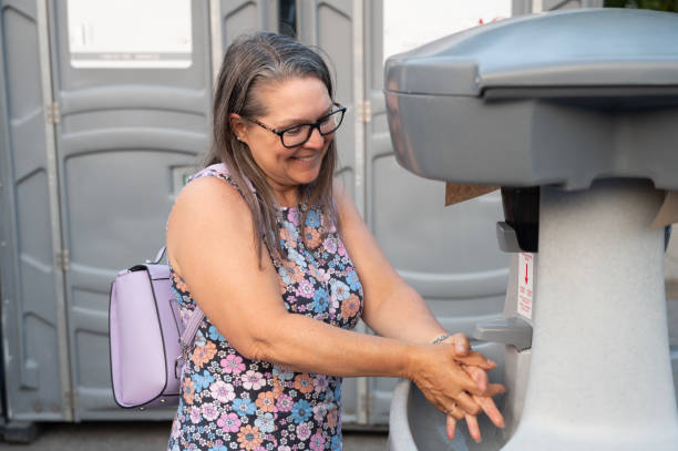 Best Porta potty cleaning services  in North Chicago, IL